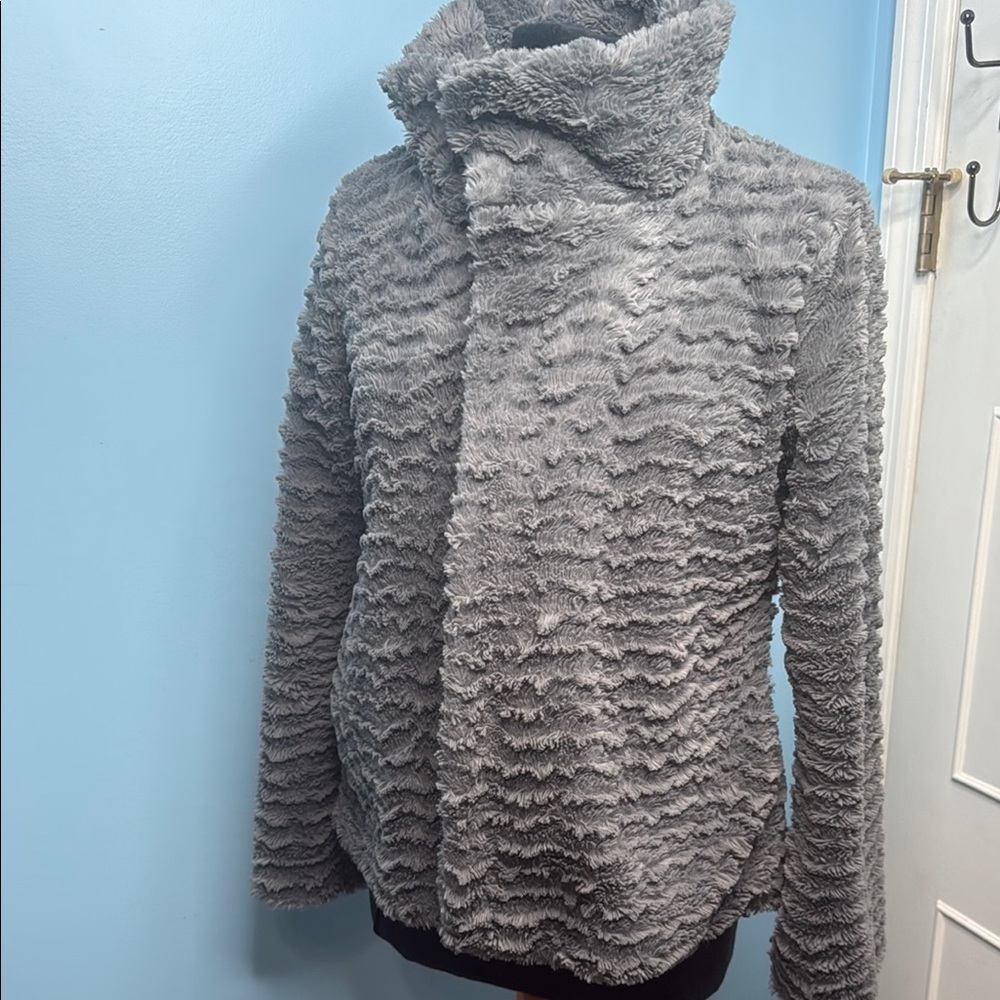 Patagonia Gray Zip Teddy Jacket
